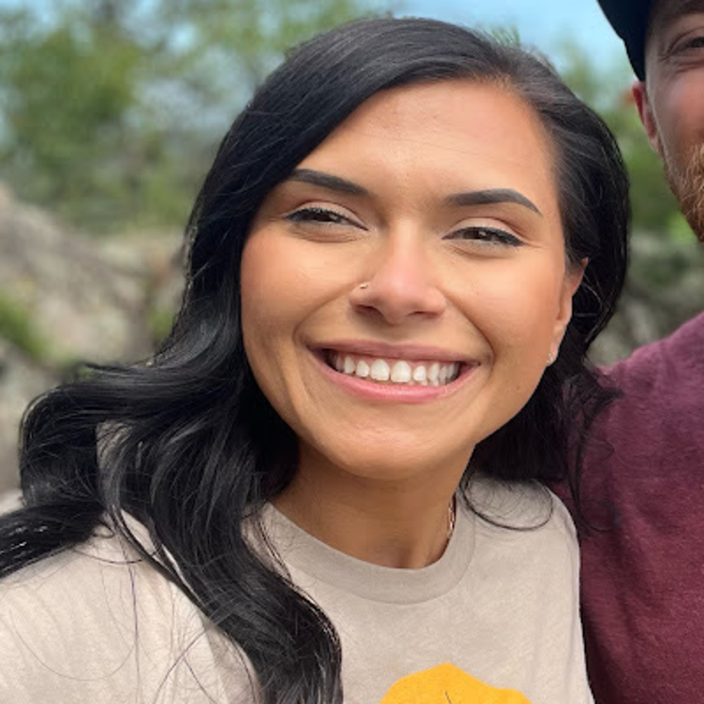 Meet your Posher, Vanessa